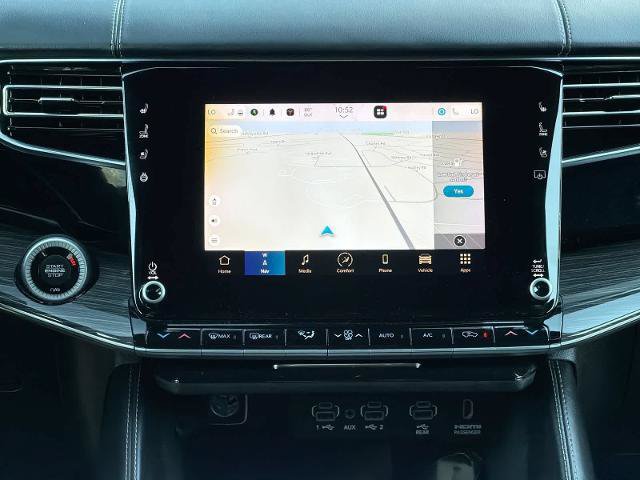 Used 2022 Jeep Wagoneer Series III w/ Rear Seat Video Group 1 AWD/4WD image 28