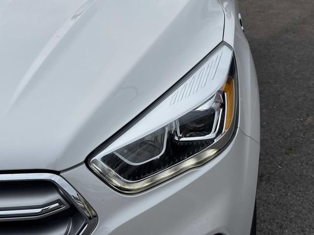 Certified 2017 Ford Escape Titanium FWD image 10
