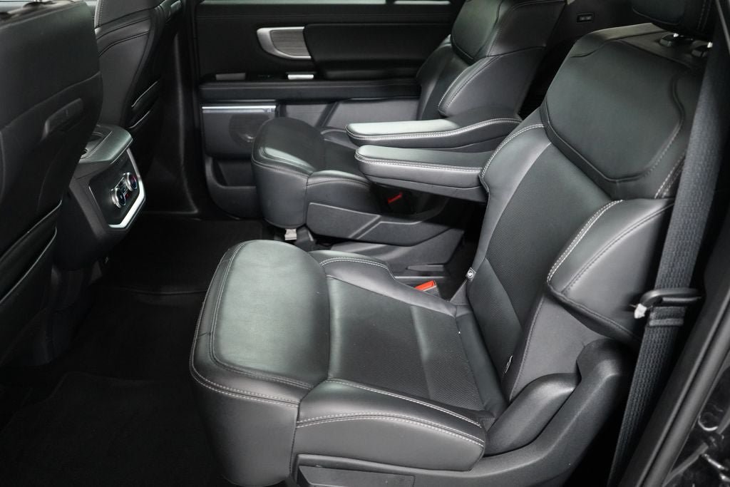 Certified 2025 Ford Expedition Max Platinum AWD/4WD image 19