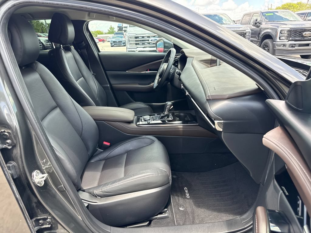 Used 2021 MAZDA CX-30 FWD 2.5 S w/ Premium Package image 26