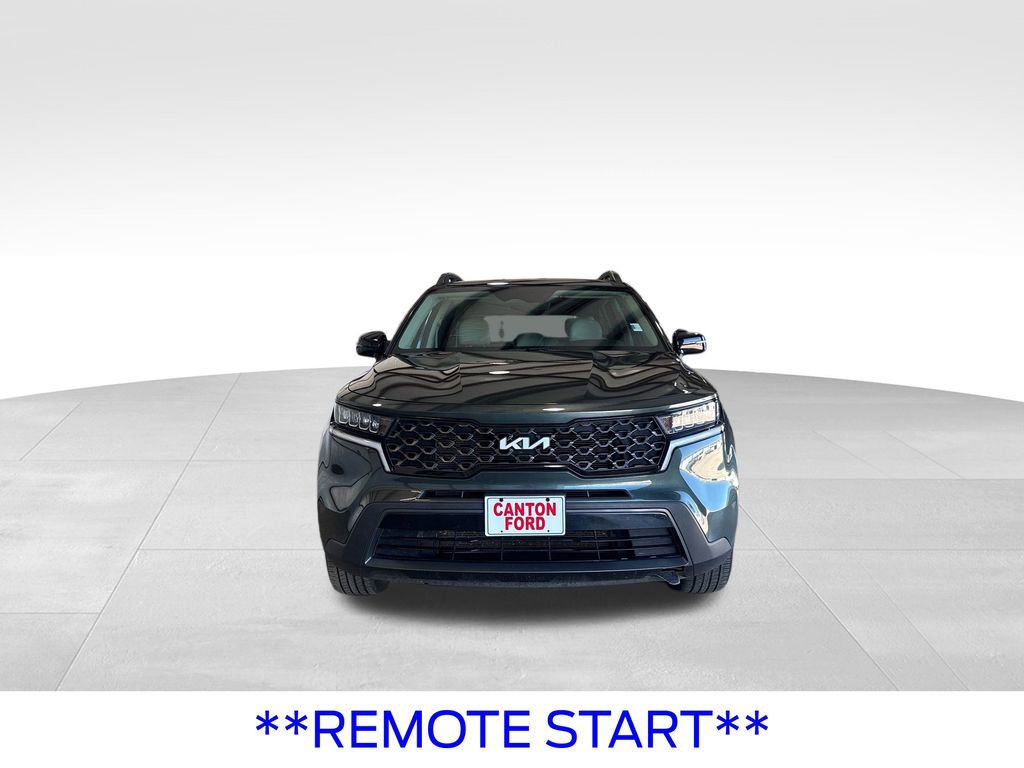 Used 2023 Kia Sorento S w/ Panoramic Sunroof Package AWD/4WD image 11
