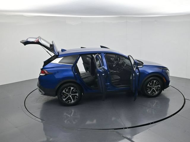 Used 2024 Kia Sportage EX FWD image 47