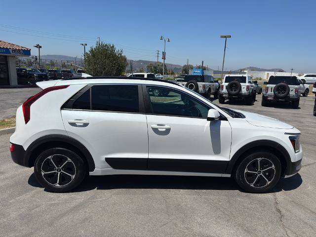 Used 2025 Kia Niro LX FWD image 4