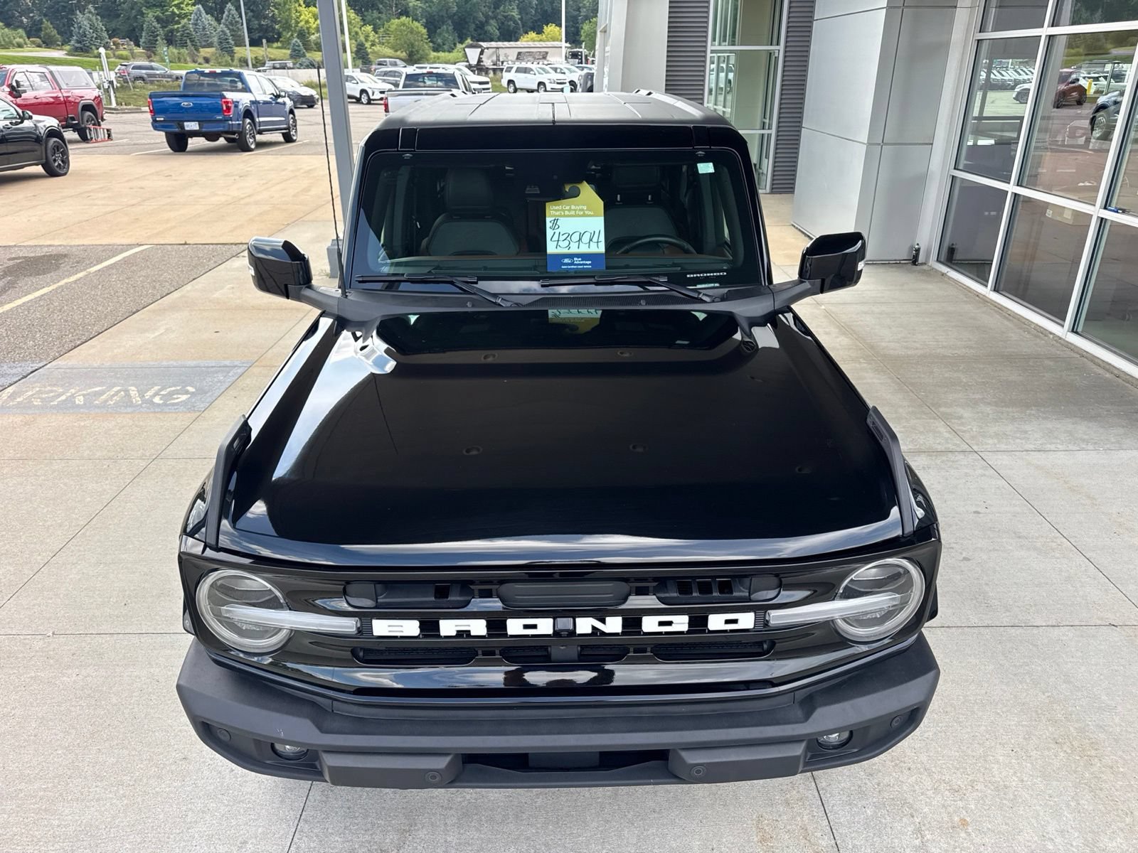 Certified 2024 Ford Bronco Outer Banks AWD/4WD image 12