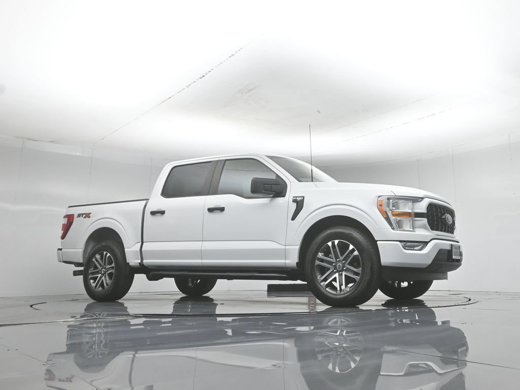 Certified 2021 Ford F150 XL w/ STX Appearance Package RWD image 4