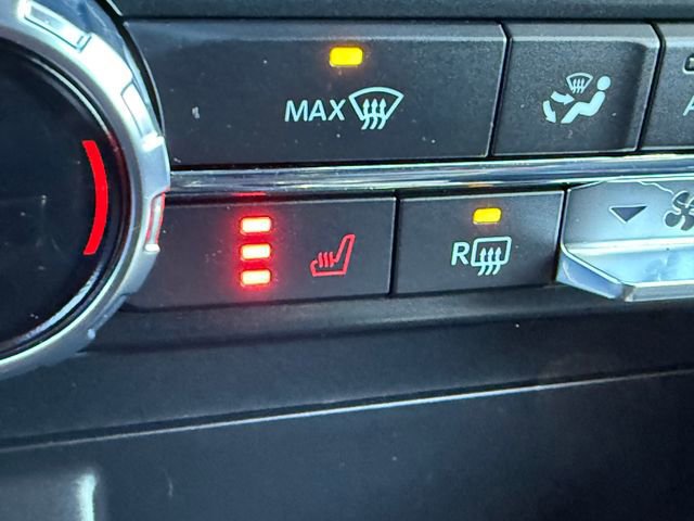 Certified 2022 Ford F150 XLT w/ Equipment Group 302A High image 18