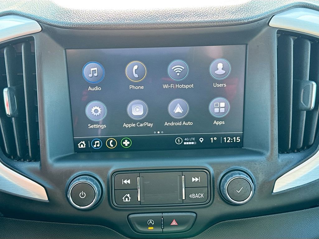 Used 2024 GMC Terrain SLT image 12