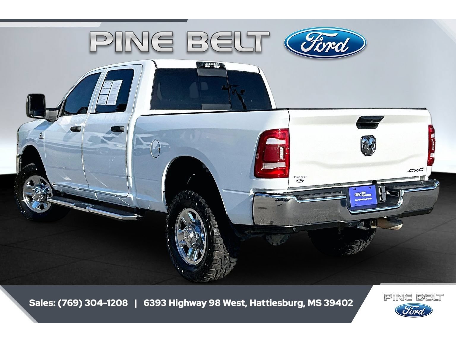Used 2023 RAM 2500 Tradesman w/ Safety Group AWD/4WD image 2
