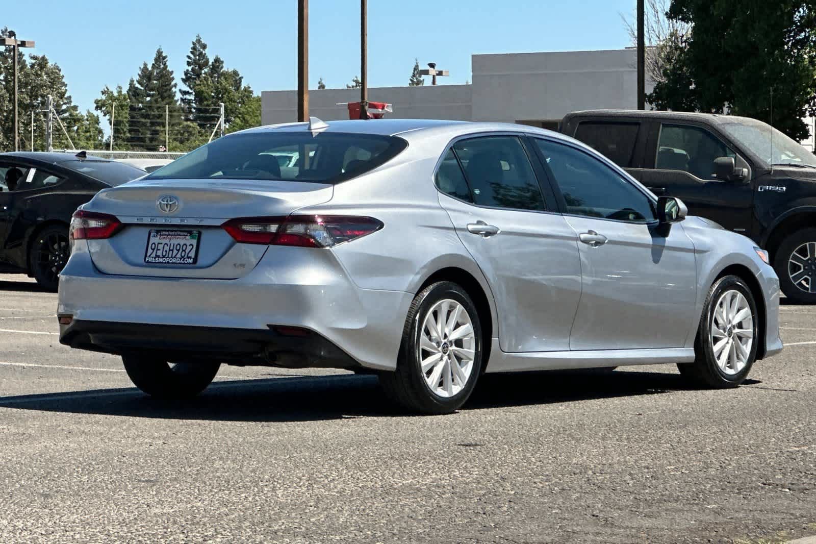 Used 2023 Toyota Camry LE FWD video 2