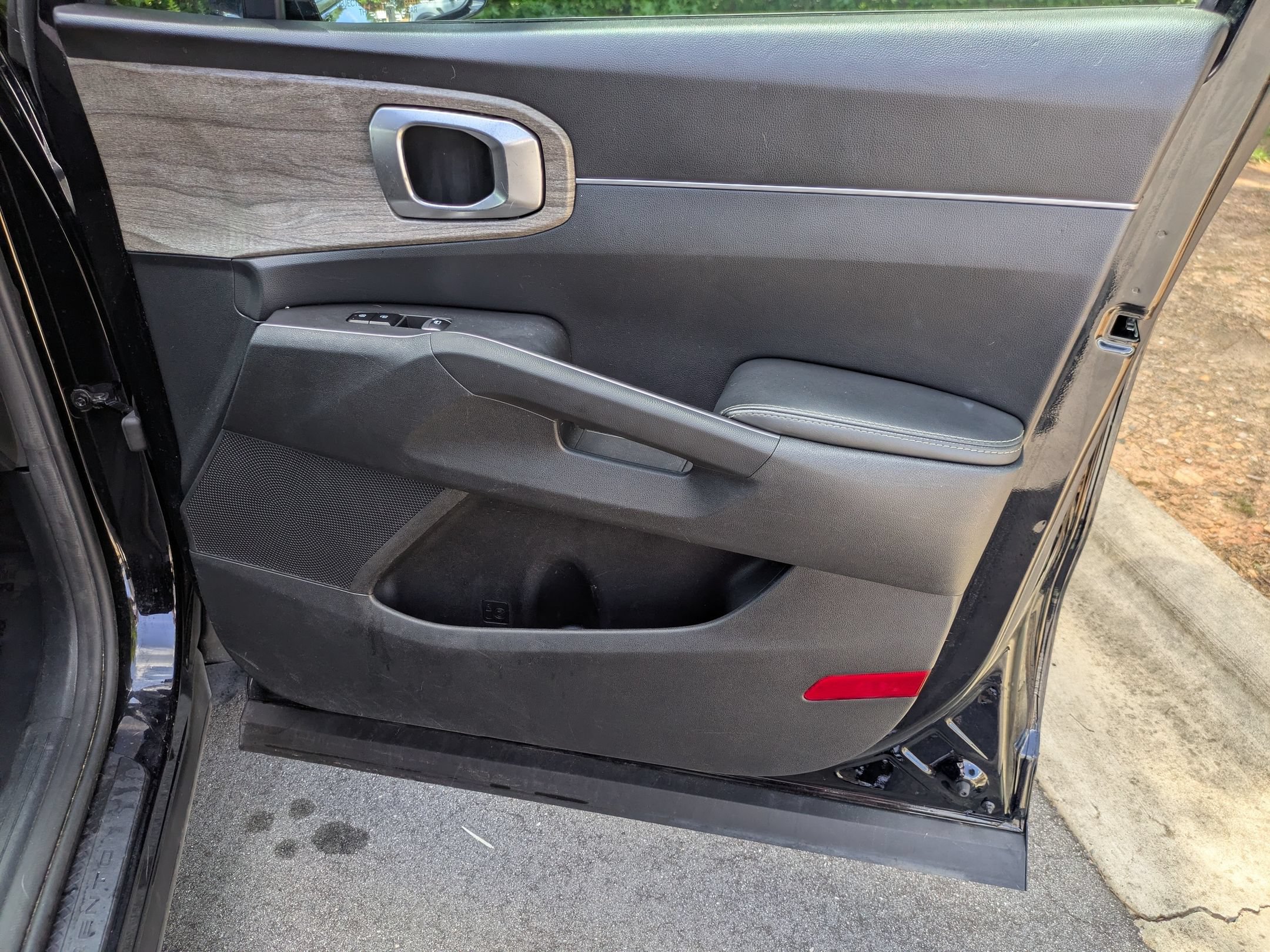Used 2021 Kia Sorento EX w/ Panoramic Sunroof Package AWD/4WD image 36