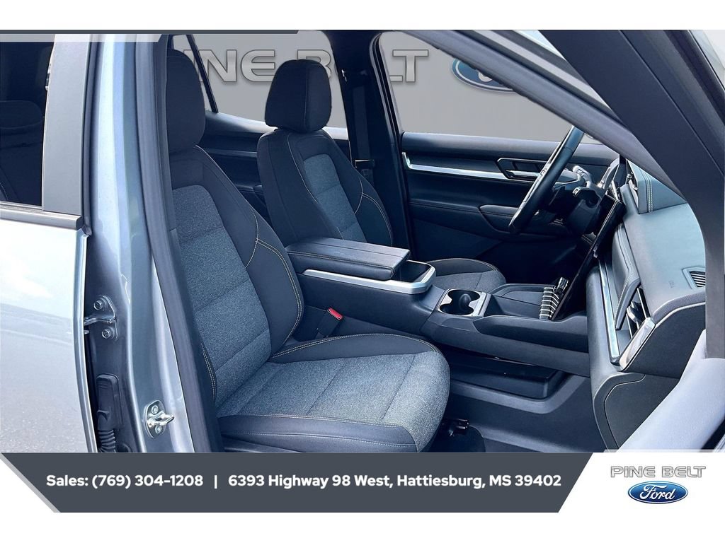 Used 2025 GMC Terrain Elevation FWD image 6