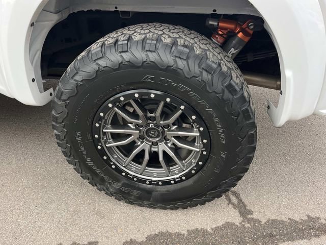 Certified 2020 Ford F150 Raptor w/ Equipment Group 802A Luxury image 11
