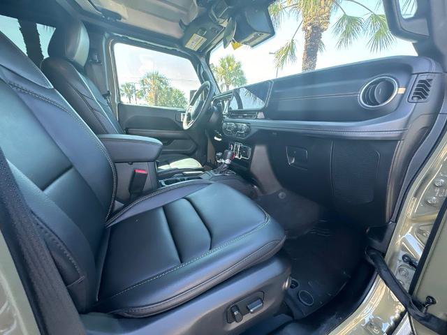 Used 2025 Jeep Gladiator Sport AWD/4WD image 23