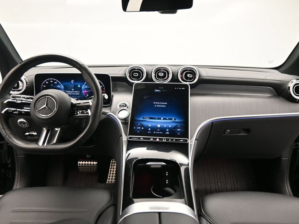 Used 2025 Mercedes-Benz GLC 300 image 19