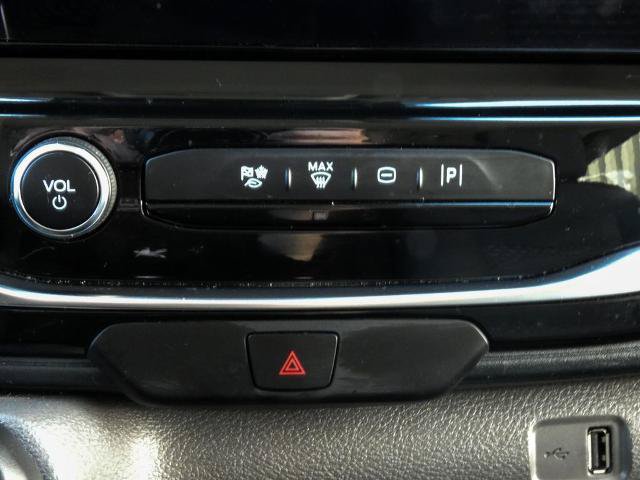 Certified 2025 Ford Transit 350 XLT RWD image 17