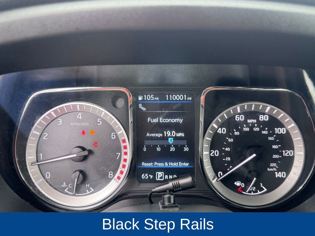 Used 2019 Nissan Titan SV w/ SV Convenience Package image 16