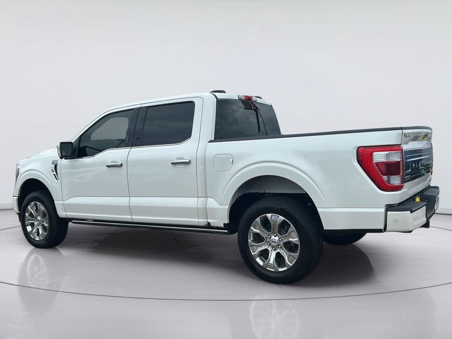 Certified 2021 Ford F150 Platinum w/ Equipment Group 701A High AWD/4WD image 4