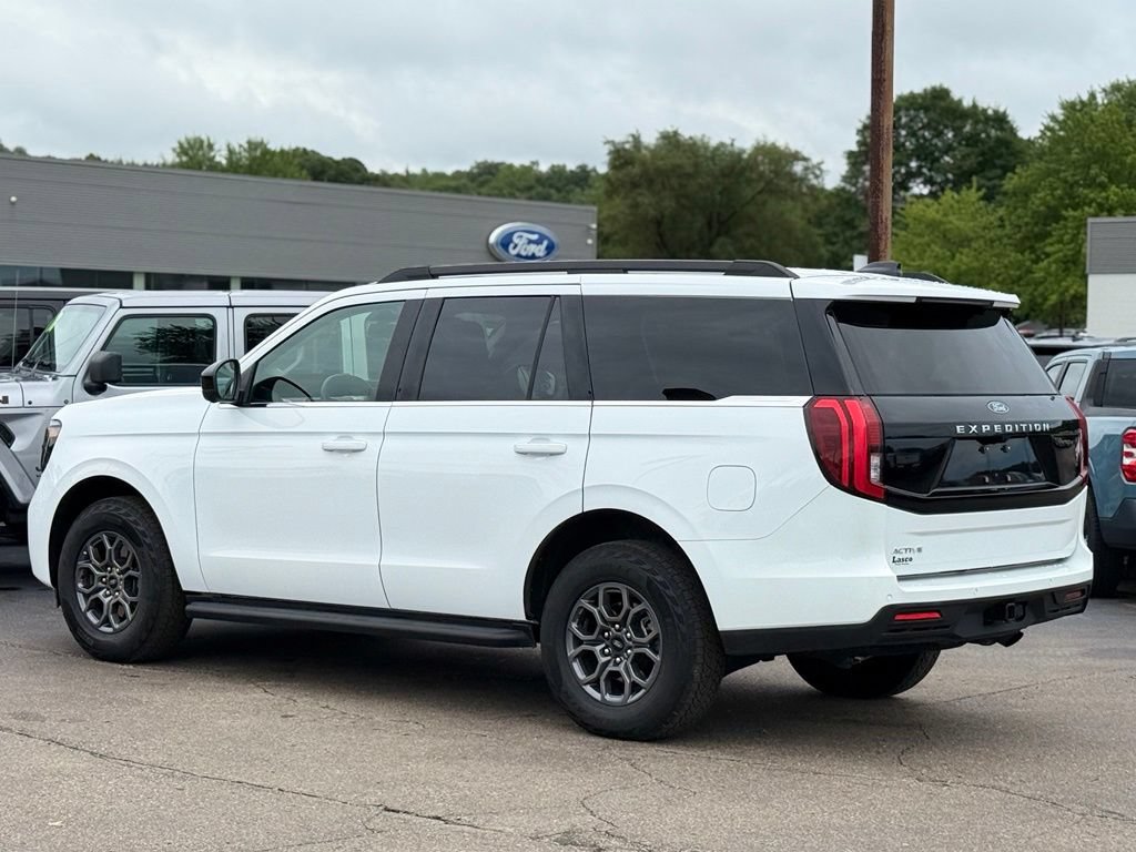 Certified 2025 Ford Expedition Active AWD/4WD image 40