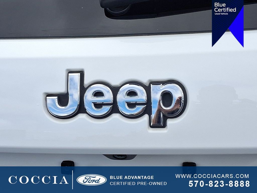 Used 2022 Jeep Grand Cherokee Limited AWD/4WD image 30