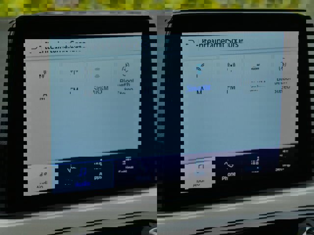 Certified 2022 Ford Escape SE w/ SE Sport Appearance Package image 12