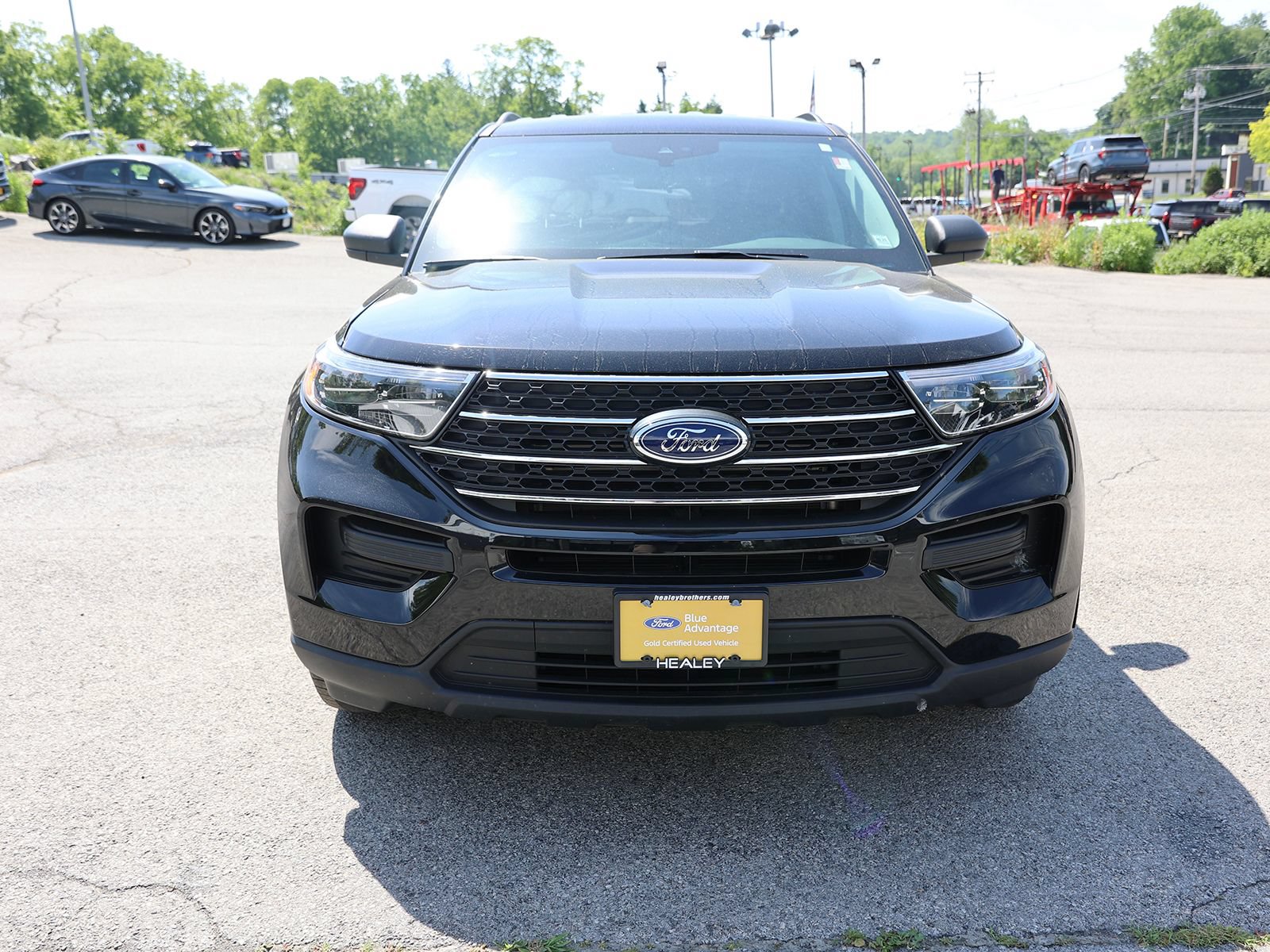 Certified 2023 Ford Explorer XLT w/ Class IV Trailer Tow Package AWD/4WD image 2