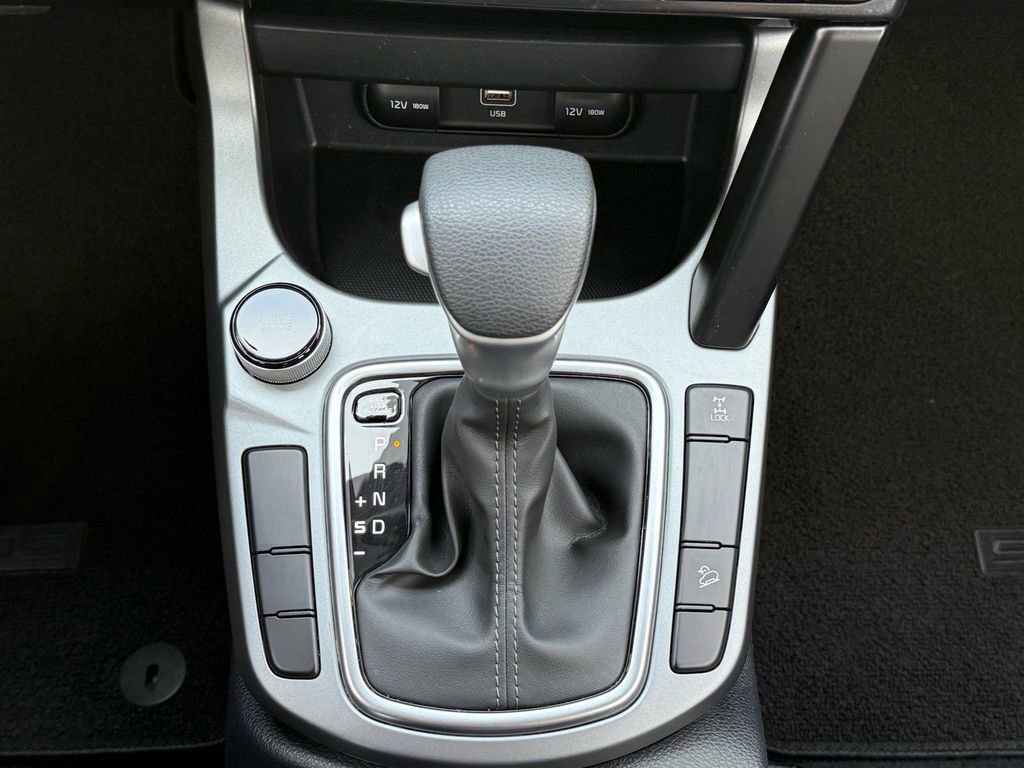 Used 2025 Kia Seltos LX image 21