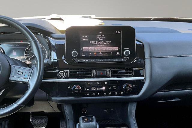 Used 2024 Nissan Pathfinder SV FWD image 6