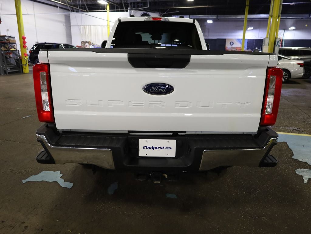 Certified 2024 Ford F350 XLT w/ FX4 Off-Road Package AWD/4WD image 5
