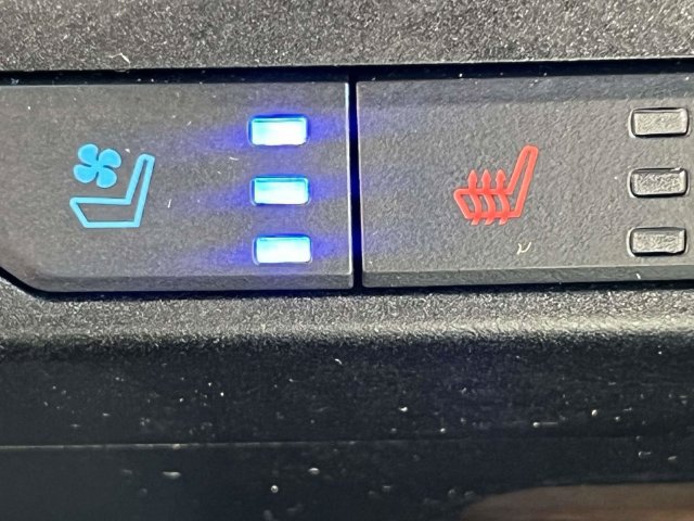 Certified 2020 Ford F150 Lariat RWD image 29
