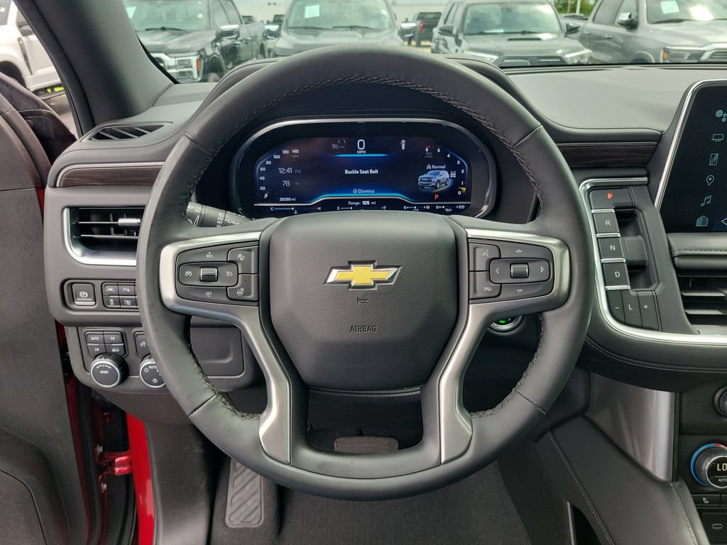 Used 2024 Chevrolet Suburban LT w/ Luxury Package AWD/4WD image 23