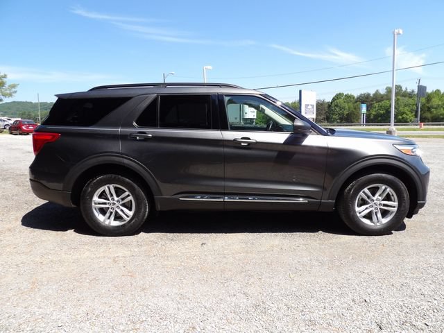 Certified 2020 Ford Explorer XLT w/ Equipment Group 202A AWD/4WD image 5