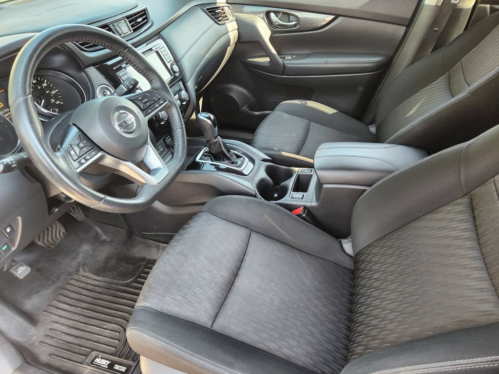 Used 2020 Nissan Rogue SV AWD/4WD image 12