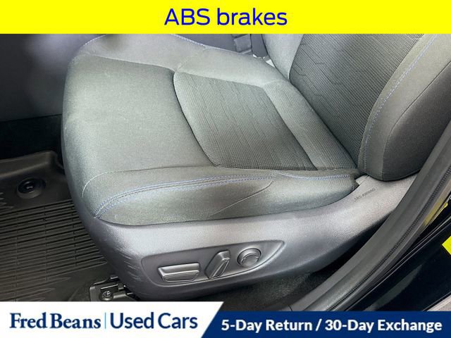 Used 2023 Toyota RAV4 SE w/ Convenience Package AWD/4WD image 25