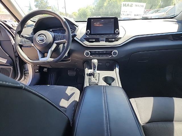 Used 2022 Nissan Altima 2.5 SV image 12