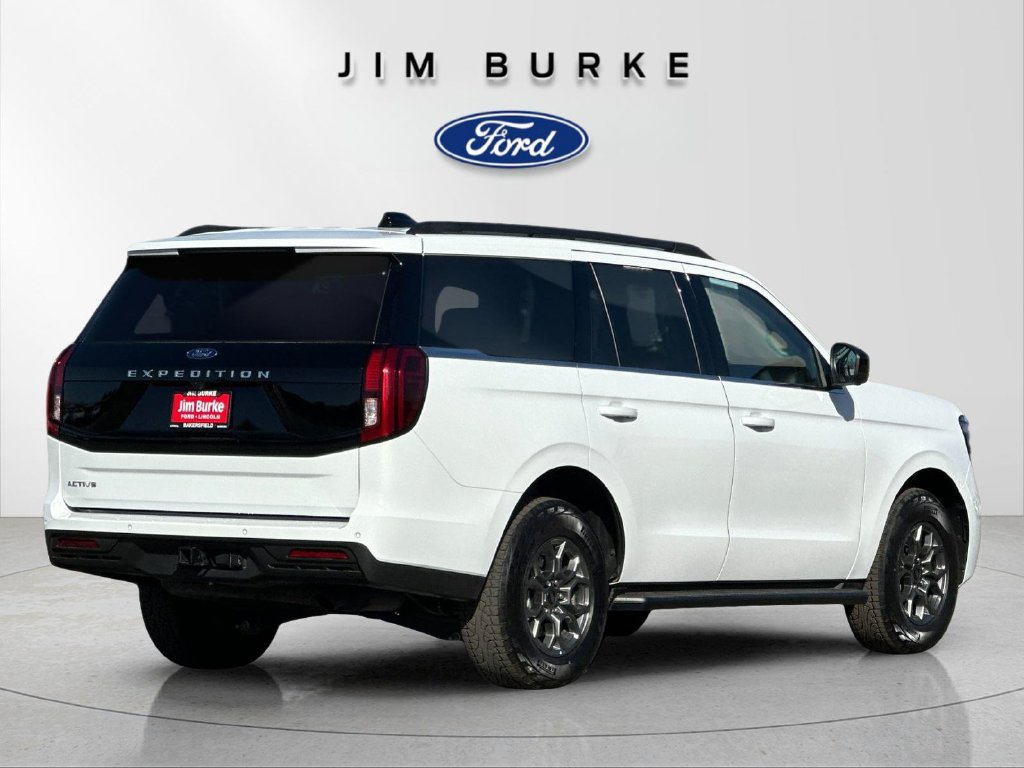 Certified 2025 Ford Expedition Active RWD image 5