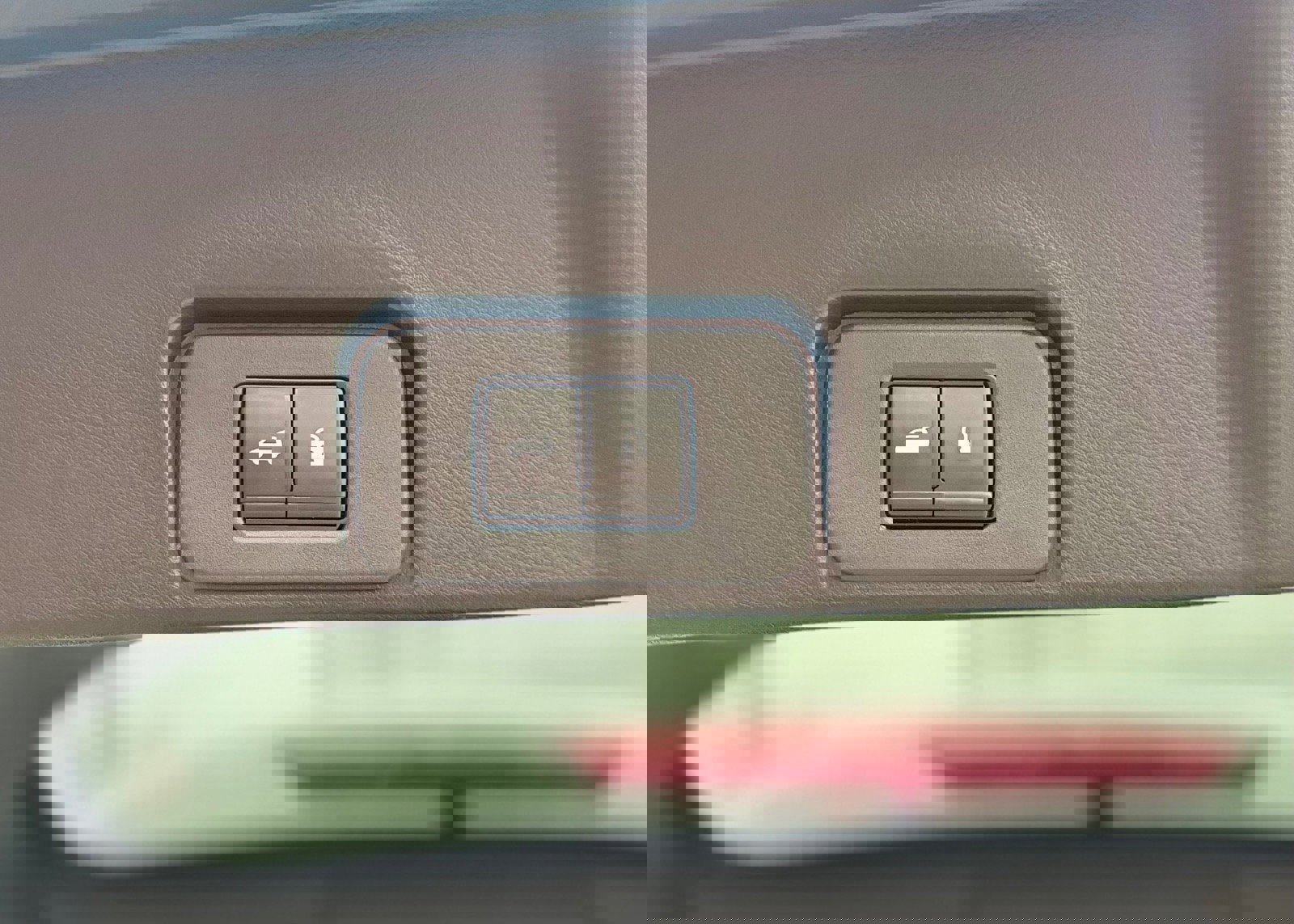 Used 2023 Nissan Rogue SV w/ SV Premium Package image 12