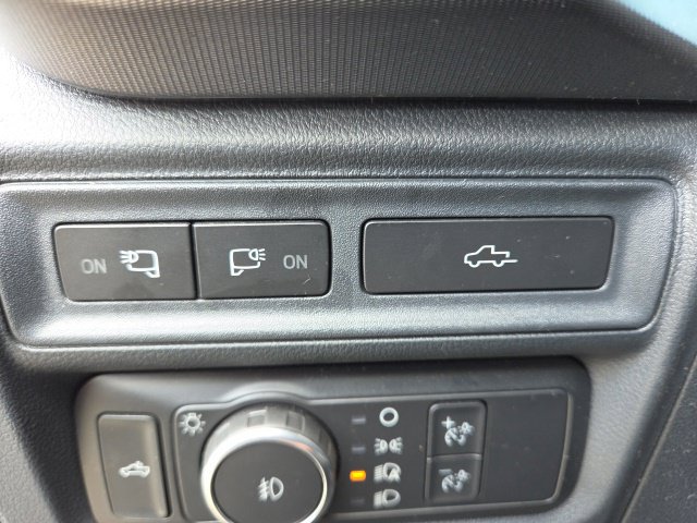 Certified 2022 Ford F150 Platinum w/ Equipment Group 701A High RWD image 28