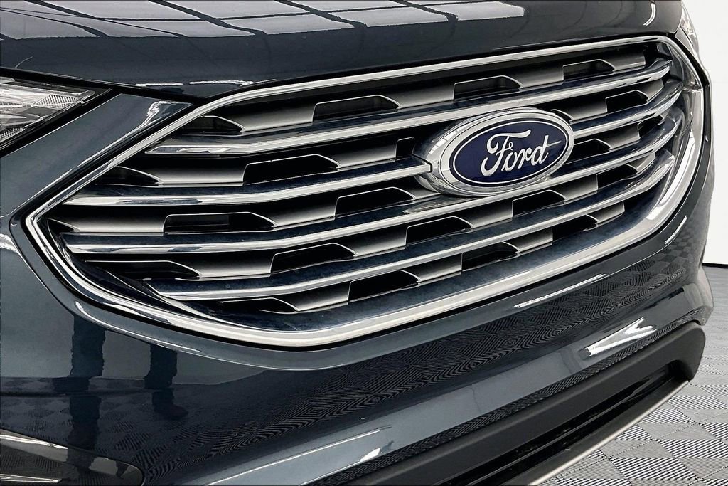 Certified 2022 Ford Edge SEL w/ Convenience Package AWD/4WD image 28