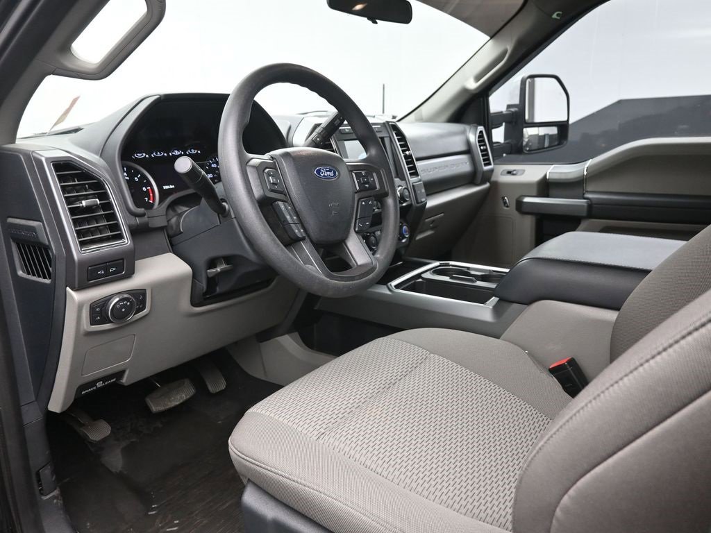 Certified 2022 Ford F250 XLT w/ XLT Premium Package image 19