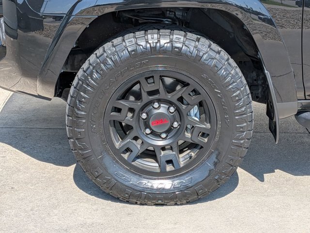 Used 2023 Toyota 4Runner TRD Off-Road Premium w/ Moonroof Package AWD/4WD image 11