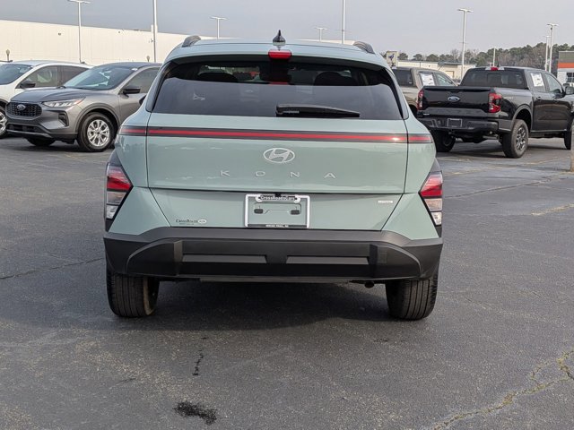 Used 2025 Hyundai Kona SEL image 5