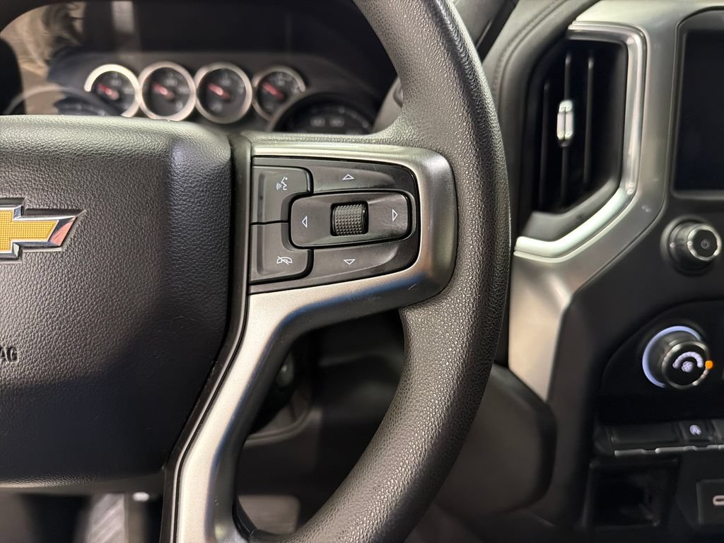 Used 2020 Chevrolet Silverado 1500 LT w/ Trailering Package AWD/4WD image 21