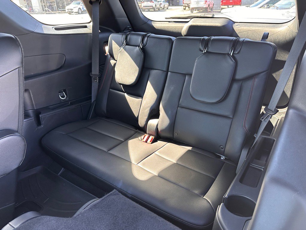 Certified 2024 Ford Explorer ST-Line w/ Class IV Trailer Tow Package image 12