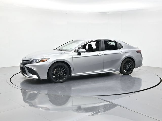 Used 2024 Toyota Camry XSE FWD image 6
