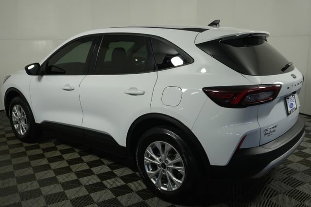 Certified 2025 Ford Escape Active AWD/4WD image 5