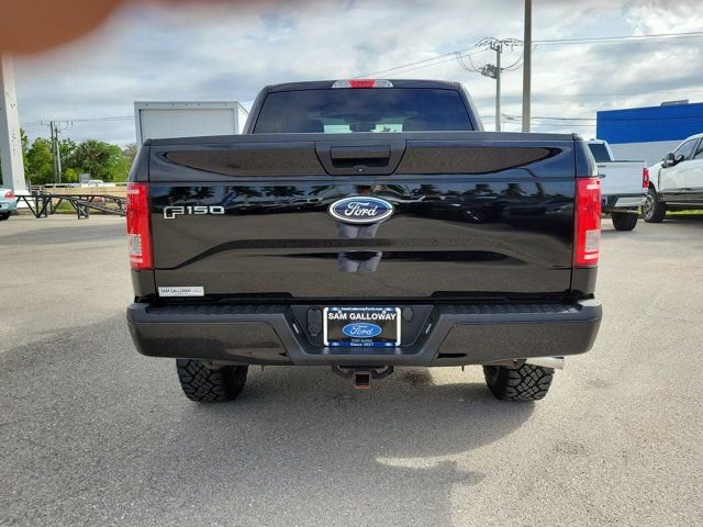 Certified 2017 Ford F150 XLT w/ Equipment Group 301A Mid image 5