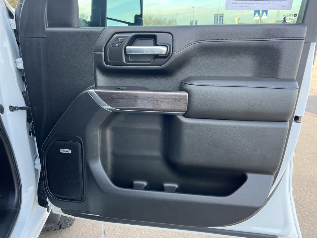 Used 2020 Chevrolet Silverado 2500 LTZ w/ LTZ Texas Edition image 11