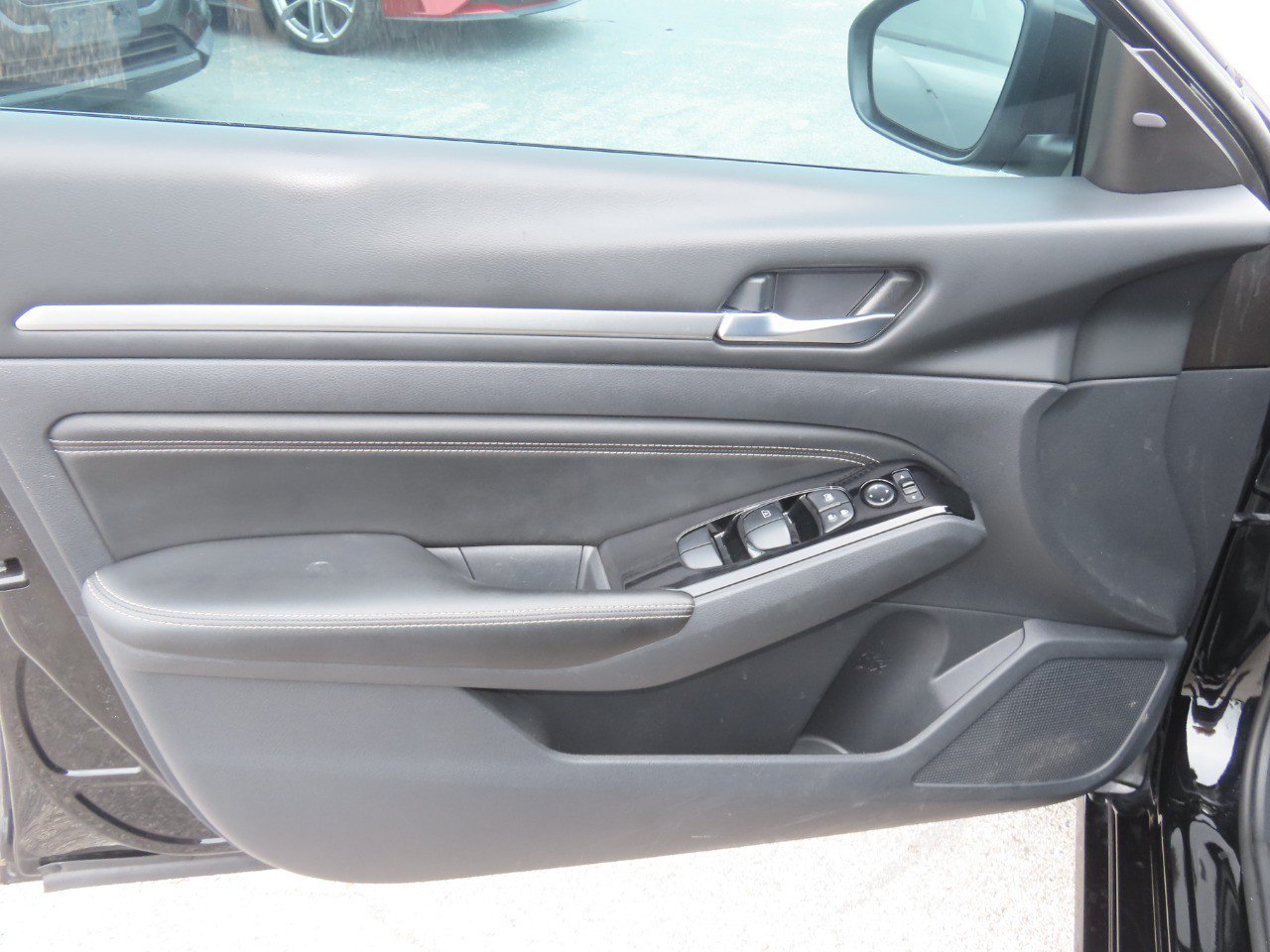 Used 2022 Nissan Altima 2.5 SV w/ SV Premium Package FWD image 22