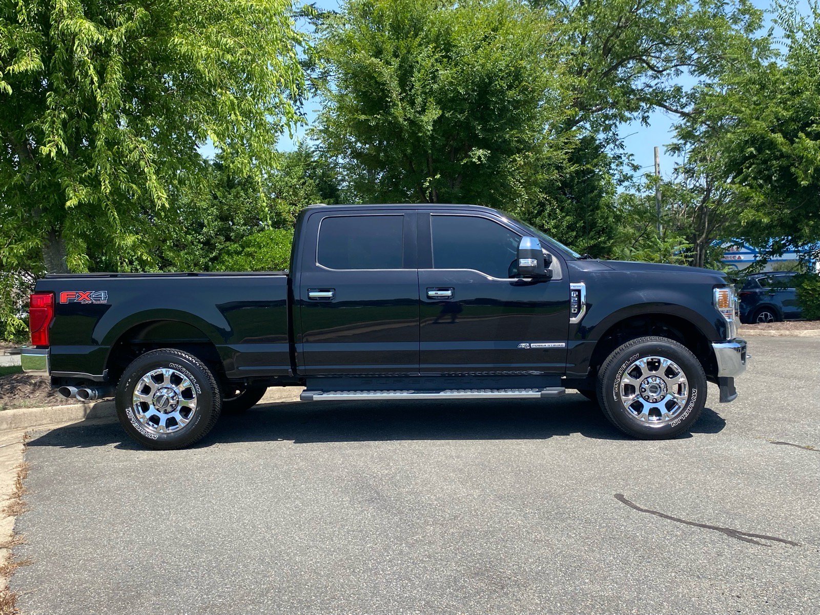 Certified 2020 Ford F250 Lariat w/ Lariat Ultimate Package AWD/4WD image 3