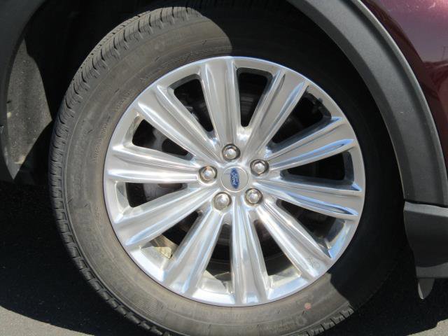 Certified 2023 Ford Explorer Limited w/ Limited Technology Package AWD/4WD image 9